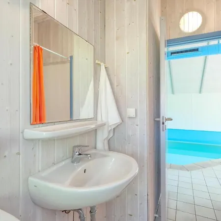 Poolhaus 2 In Casa vacanze Gross Mohrdorf