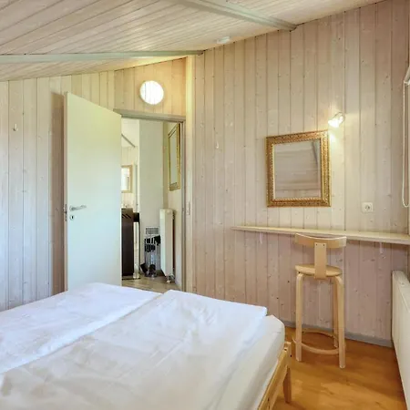 Poolhaus 2 In * Gross Mohrdorf